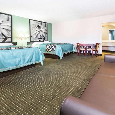 Super 8 By Wyndham Marianna Hotel Exterior foto